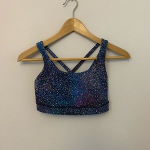 Lululemon size 4 sports bra